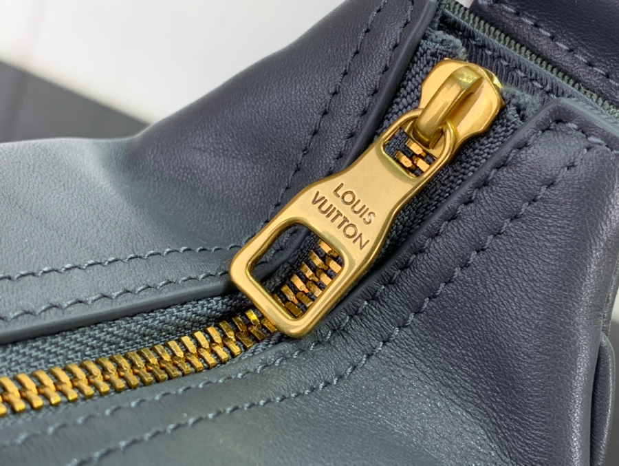 루이비통 크루저 메신저 백 M21812 16.52410cm 1컬러6.jpg