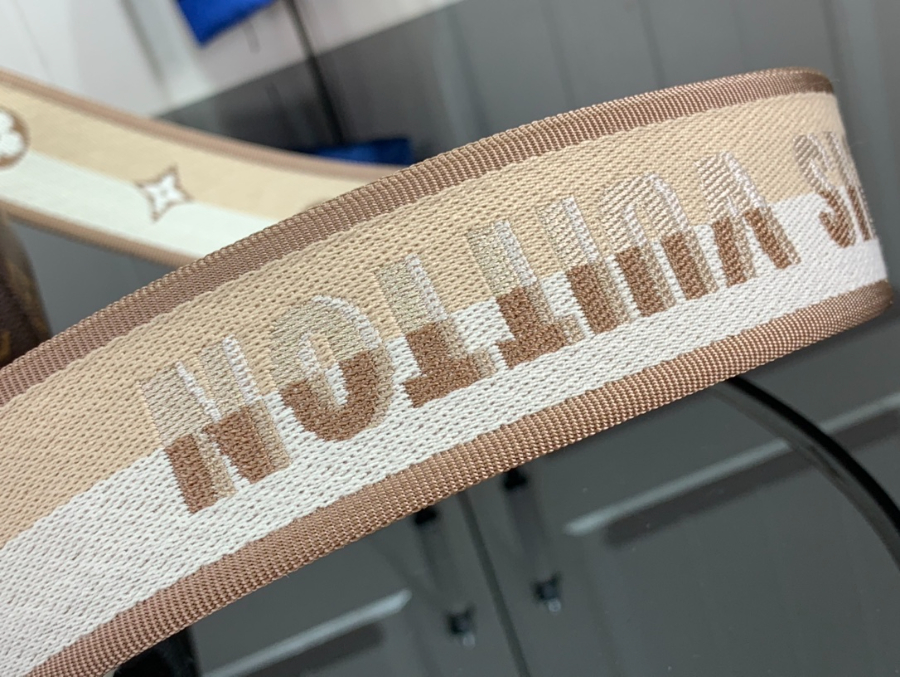 루이비통 클루니 미니 M46055 20167.5cm6.jpg