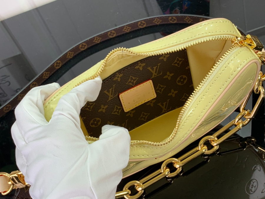 루이비통 크로와상 M24020 M24021 21137cm 2컬러13.jpg