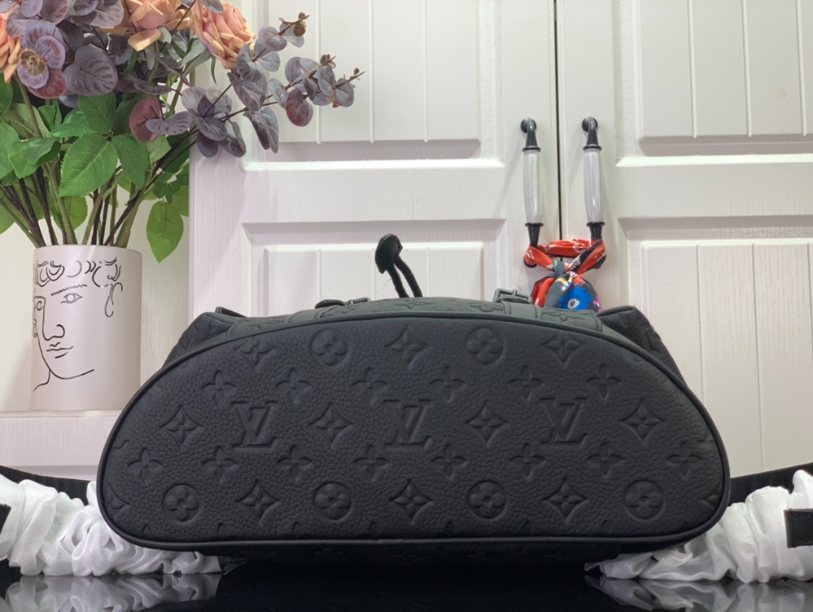 루이비통 크리스토퍼 MM 블랙 M55699 331344cm4.jpg