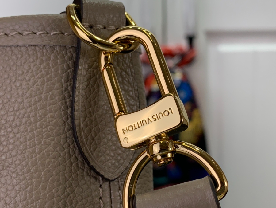 루이비통 트라이아논 MM M46487 36229cm 2컬러7 (1).jpg