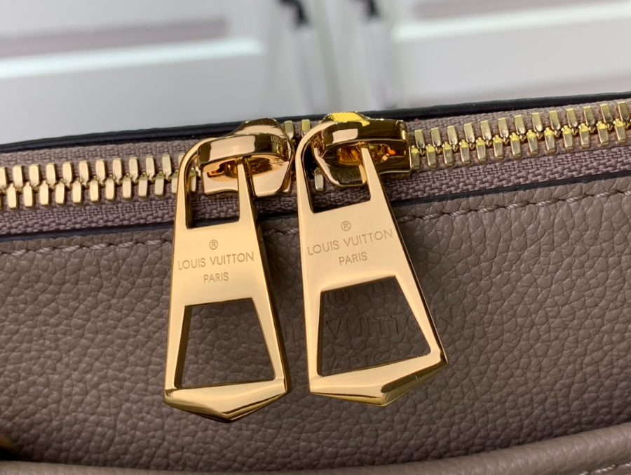 루이비통 트라이아논 MM M46487 36229cm 2컬러6 (1).jpg