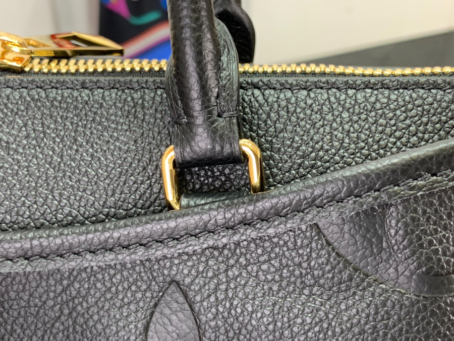 루이비통 트라이아논 MM M46487 36229cm 2컬러8.jpg