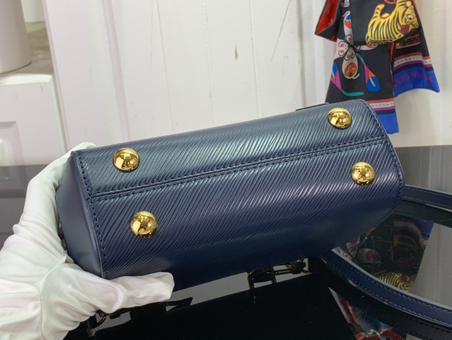 루이비통 클루니 미니백 20167.5cm M25228 네이비4.jpg