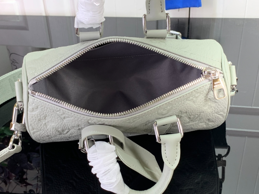 루이비통 키폴 반둘리에 M23163 251511cm 그레이5.jpg