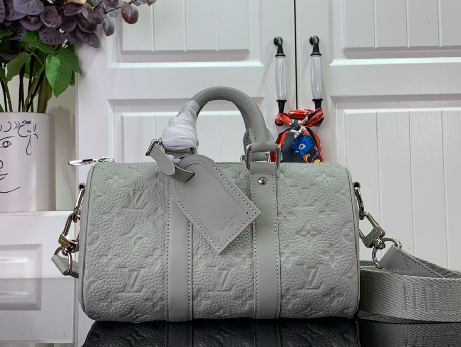 루이비통 키폴 반둘리에 M23163 251511cm 그레이1.jpg