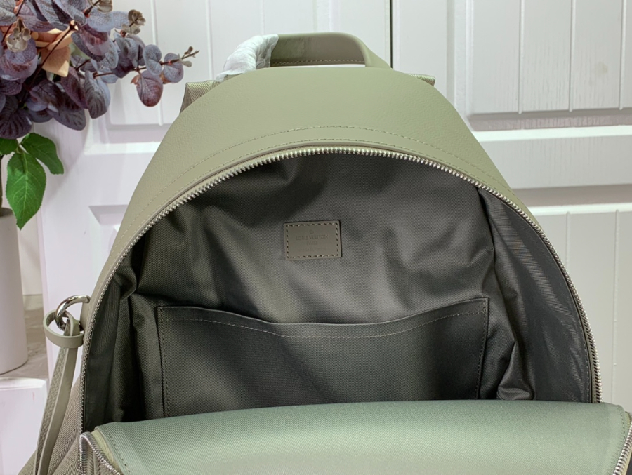 루이비통 테이크오프 백팩 M22503 433014cm 희록색5.jpg