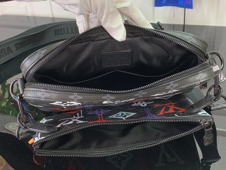 루이비통 토리오 메신저백 M21396 2518.57cm5.jpg