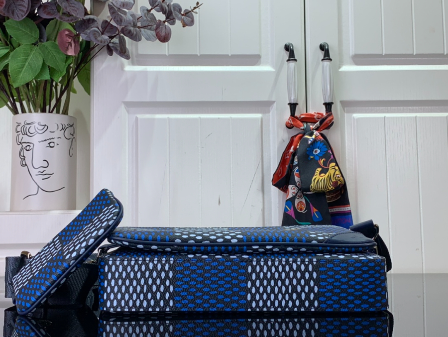 루이비통 트리오 메신저백 M40694 2518.57cm4.jpg