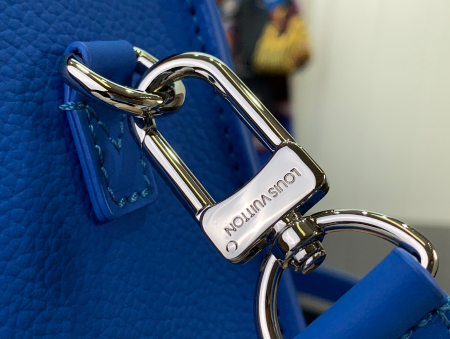 루이비통 패스트라인 웨어러블 월렛 블루 17.3127cm M820857.jpg