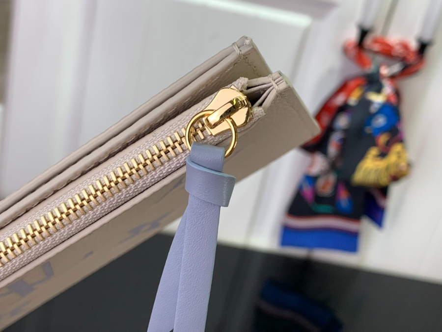 루이비통 펠리시 포쉐트 모노그램 M69977 21123cm 연핑크6.jpg