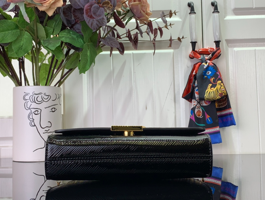 루이비통 포쉐트 루이즈 체인백 22145cm M23756 블랙4.jpg