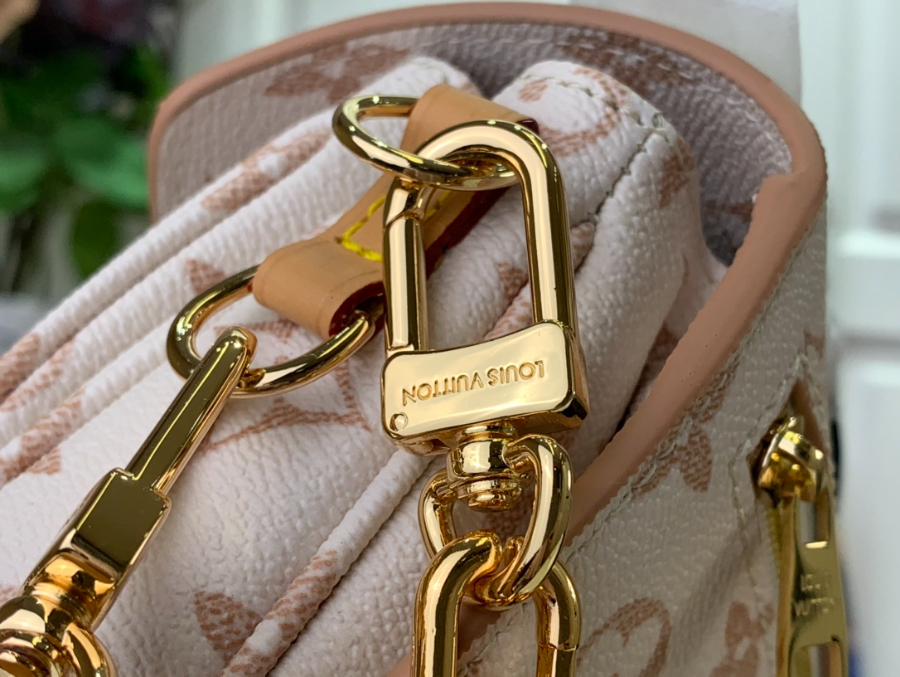 루이비통 포쉐트 메티스 이스트 웨스트 라이트 베이지 M46279 M46914 21.513.56cm7.jpg