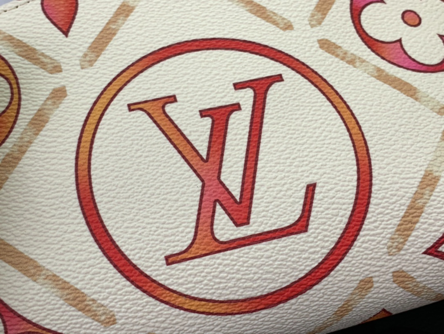 루이비통 포쉐트 코스메티크 레드 19126cm M112396.jpg