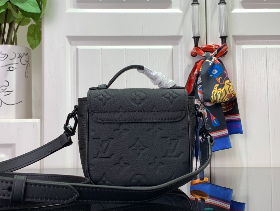 루이비통 피코 S 락 M83148 12.5115.5cm2.jpg