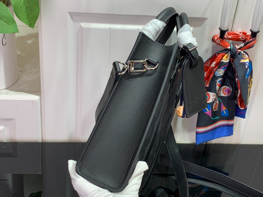 루이비통 삭 플라 미니 M46453 19227cm3.jpg