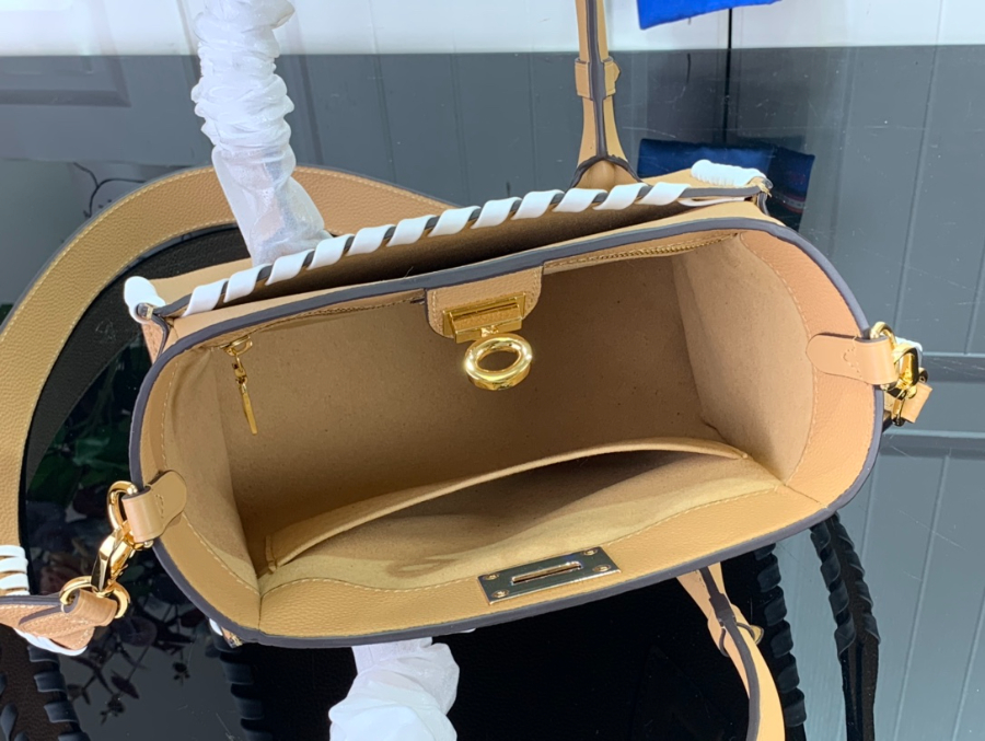 루이비통 온 마이 사이드 M21585 252012cm 브라운5.jpg