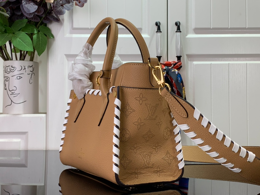 루이비통 온 마이 사이드 M21585 252012cm 브라운3.jpg