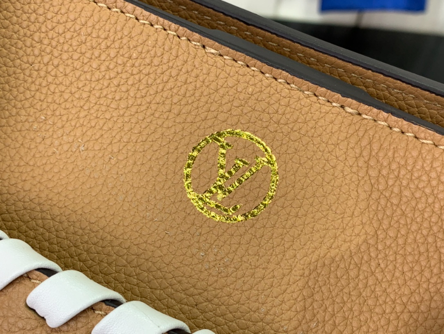 루이비통 온 마이 사이드 토트백 브라운 M21569 21585 302414cm6.jpg