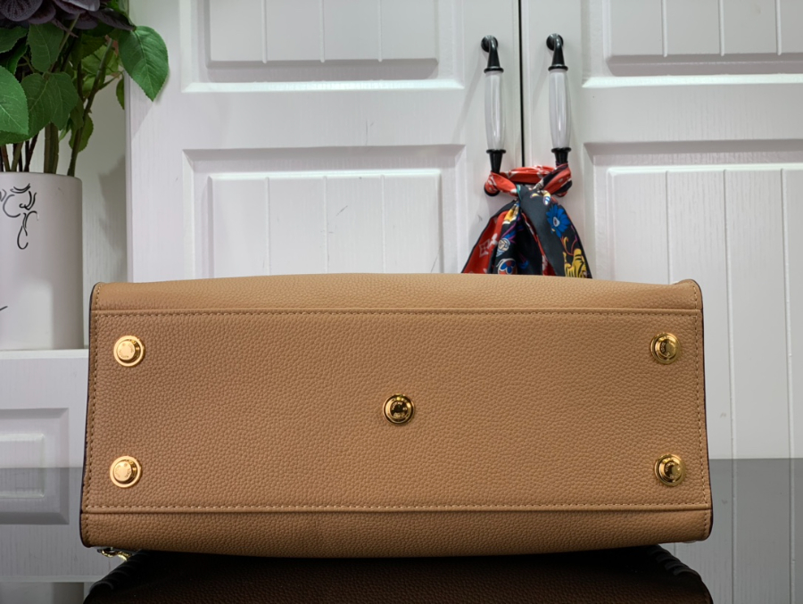 루이비통 온 마이 사이드 토트백 브라운 M21569 21585 302414cm4.jpg