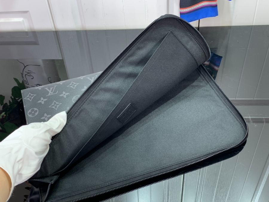 루이비통 포쉐트 주르 모노그램 이클립스 M82074 35252.8cm5.jpg