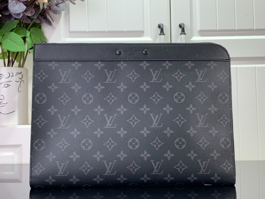 루이비통 포쉐트 주르 모노그램 이클립스 M82074 35252.8cm1.jpg