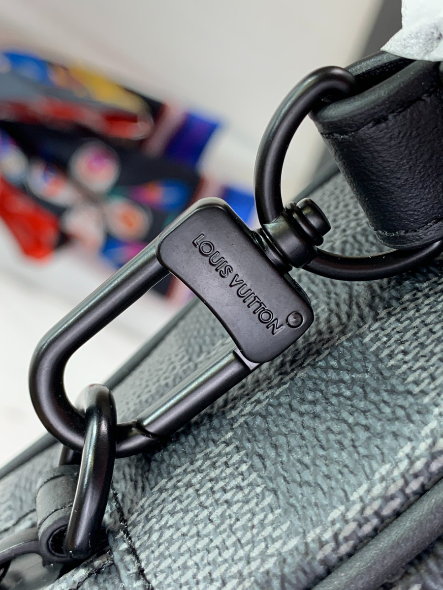 루이비통 포쉐트 카사이 클러치백 M82076 N60501 2515.56.5cm 1종8.jpg