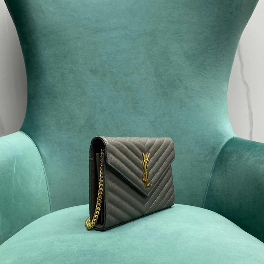 로랑 그랑 드 뿌드르 가죽 소재 CASSANDER 클래식 체인 지갑 377828 22.5414cm 초록색3.jpg