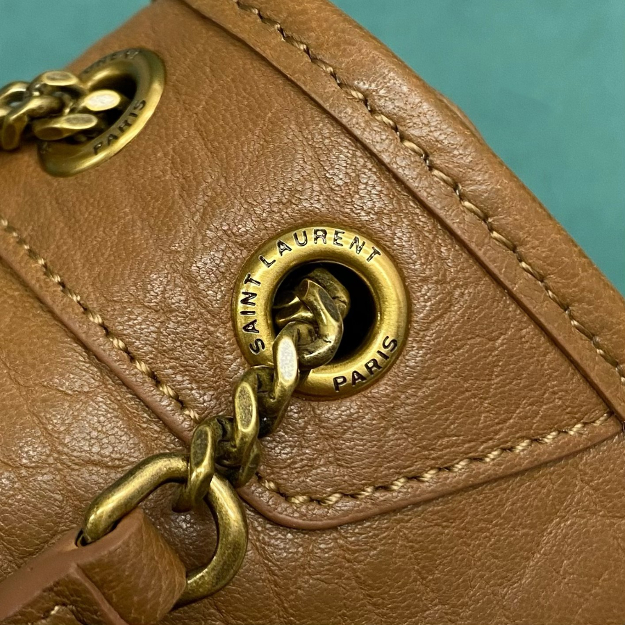 로랑 그레인 램스킨 소재 NIKI 미니 꼬냑 828736 1812.55cm08.jpg