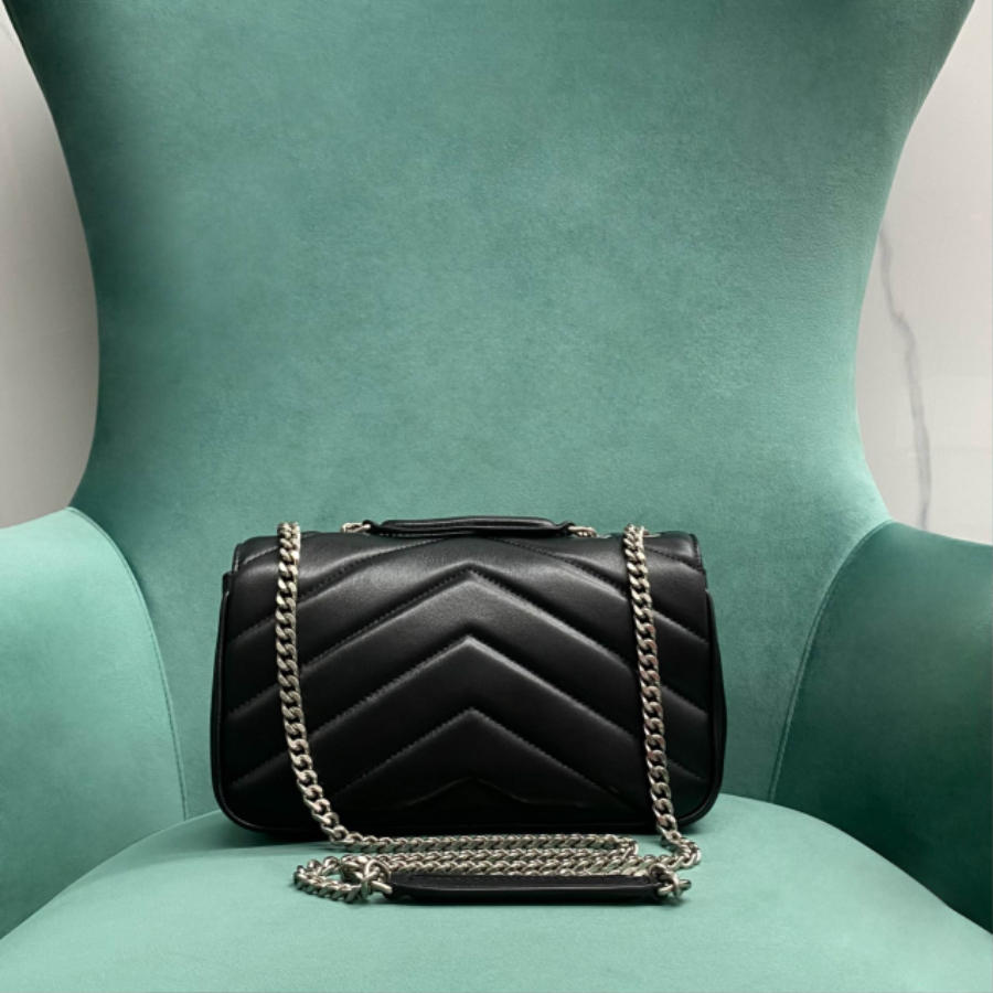 생로랑 MATELASSE 램스킨 소재의 LOULOU 루루 스몰백 801437 24146cm 블랙 실버02.jpg