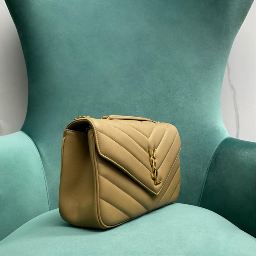 생로랑 MATELASSE 마틀라세 램스킨 소재의 LOULOU 루루 미디엄 백 801439 29178cm 라이트 브라운3.jpg