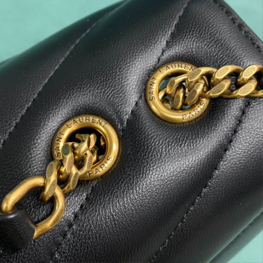 생로랑 MATELASSE 마틀라세 램스킨 소재의 LOULOU 루루 미디엄 백 801439 29178cm 블랙 골드8.jpg