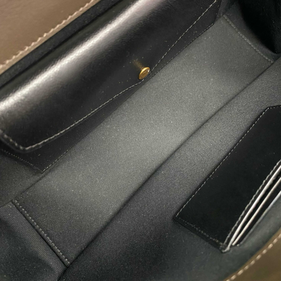 생로랑 MATELASSE 마틀라세 램스킨 소재의 LOULOU 루루 미디엄 백 801439 29178cm 올리브9.jpg