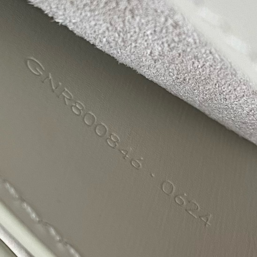 생로랑 VOLTAIER 탑 핸들 백 인 박스 800846 20717cm 화이트8.jpg