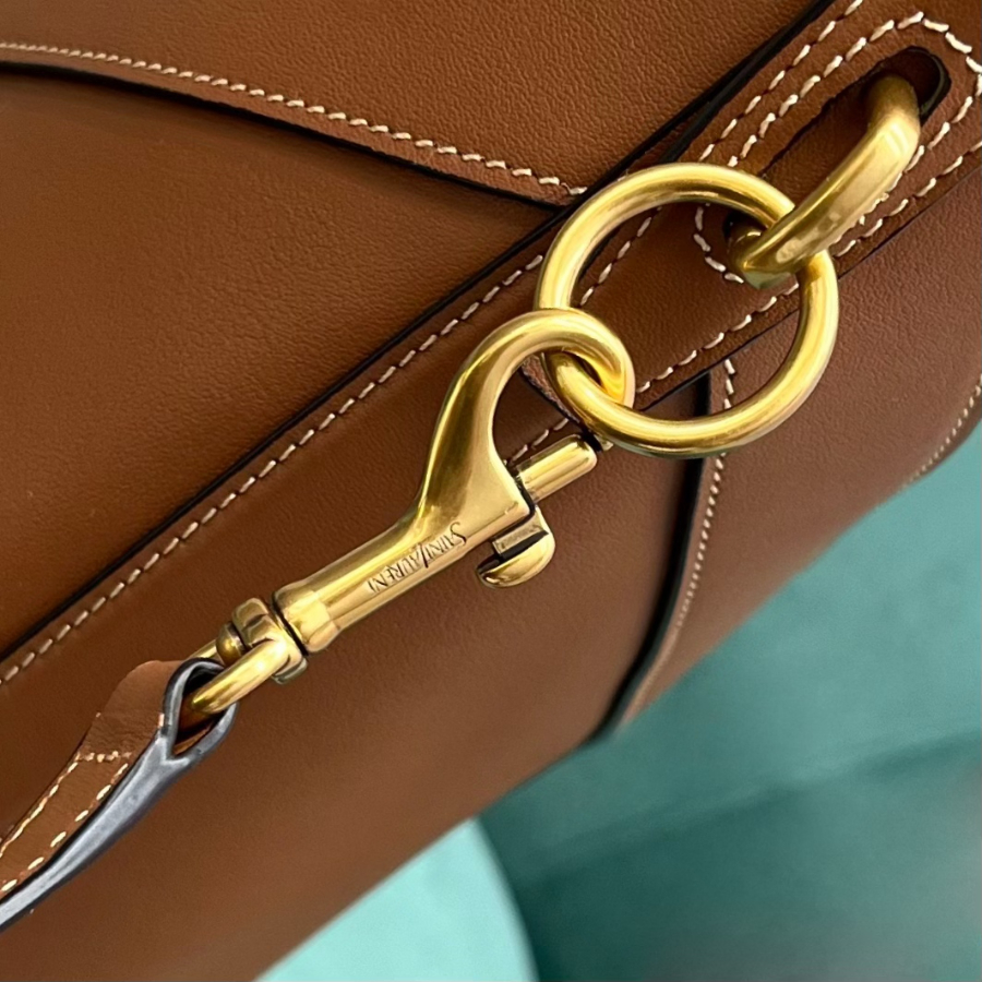 생로랑 가죽 소재 Y 탑 핸들 버킷 백 브라운 840891 253415cm07.jpg