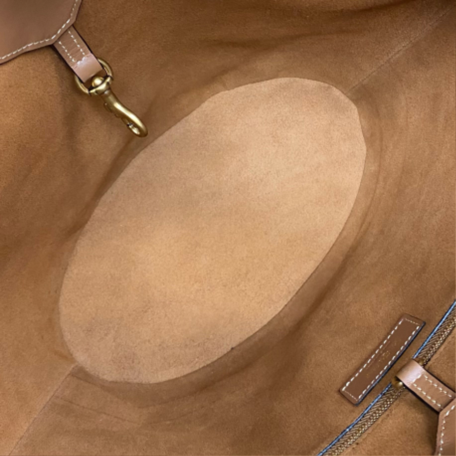생로랑 가죽 소재의 Y 스몰 호보백 브라운 833160 2514.526cm06.jpg