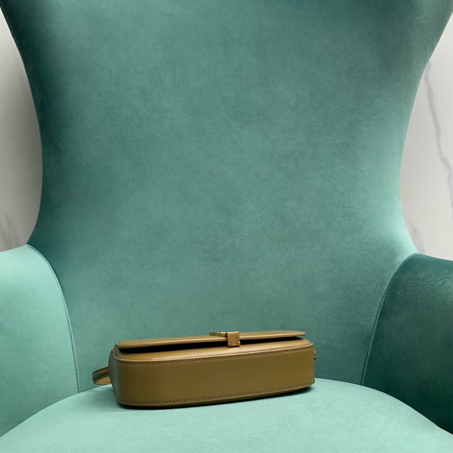 생로랑 골드 볼테르 레더 숄더백 779642 21413cm 브라운4.jpg