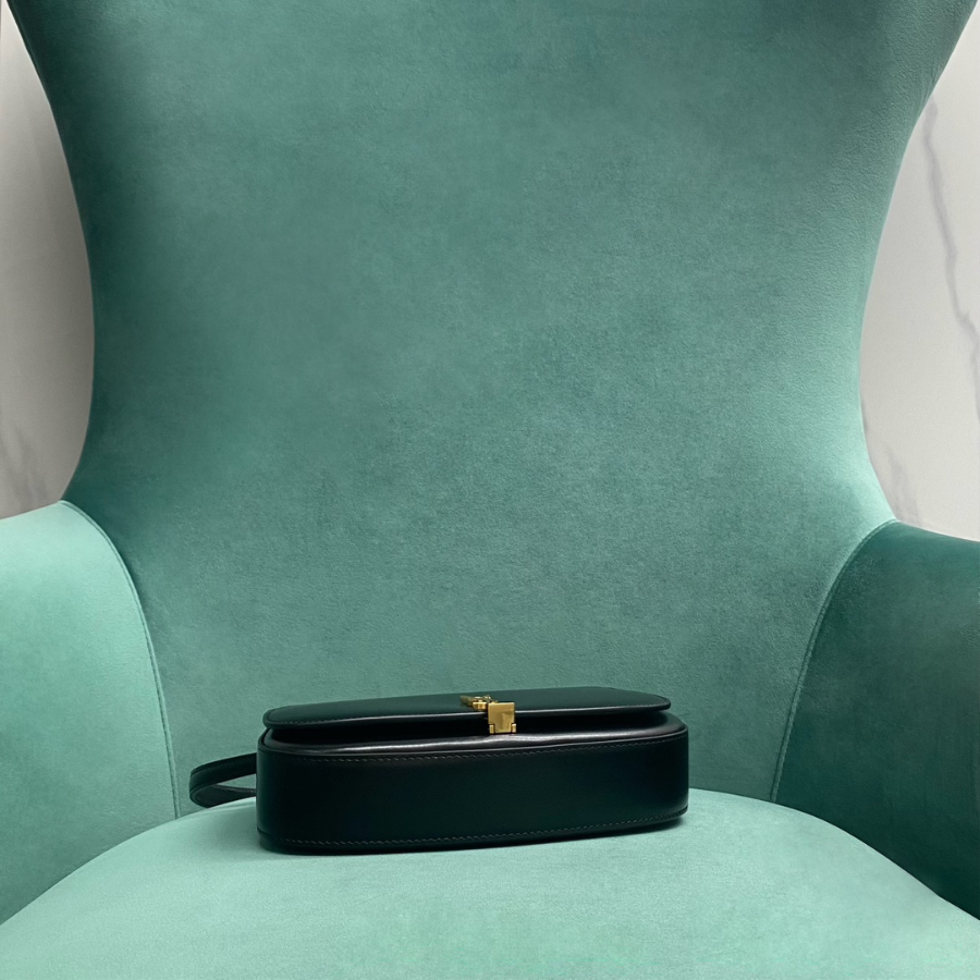 생로랑 골드 볼테르 레더 숄더백 779642 21413cm 블랙4.jpg