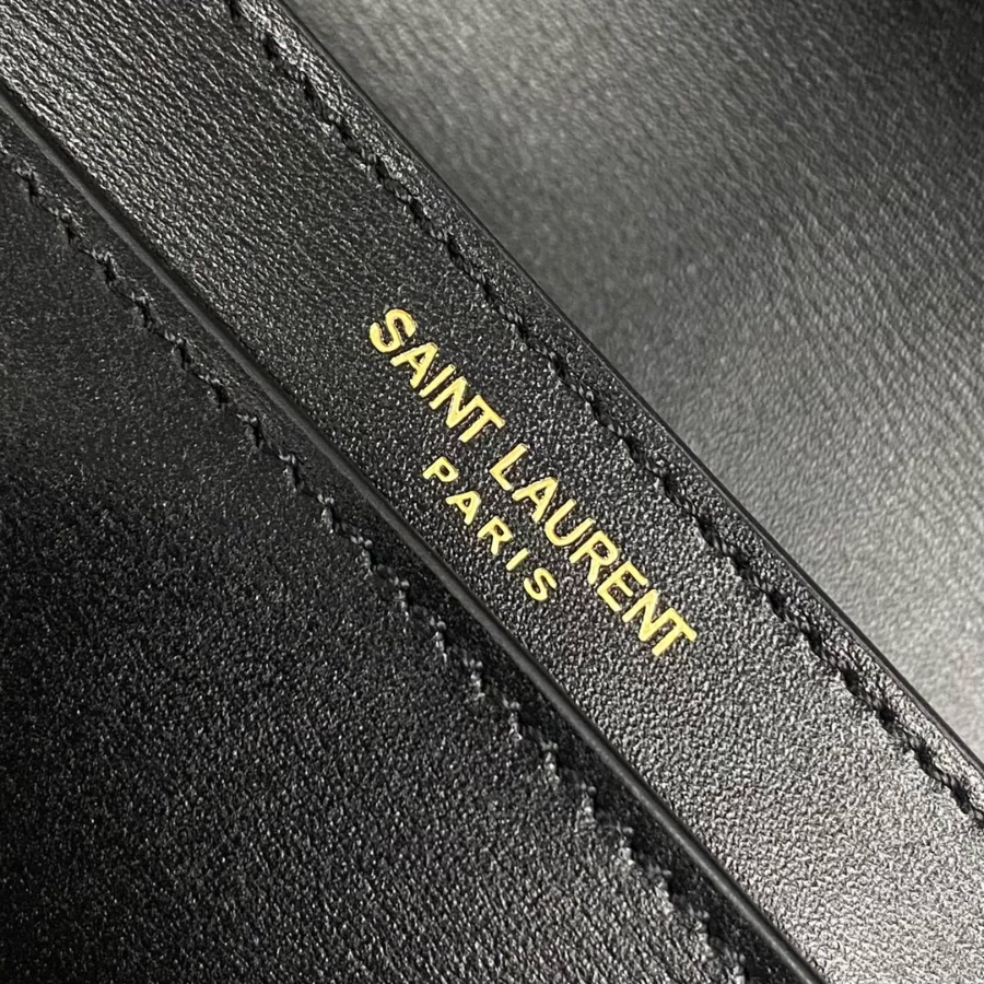 생로랑 골드 볼테르 레더 숄더백 779642 21413cm 블랙7.jpg