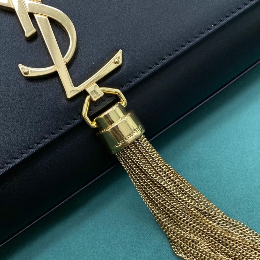 생로랑 그랑 드 뿌드르 가죽 KATE 스몰 태슬 백 블랙 골드 474366 20512.5cm06.jpg