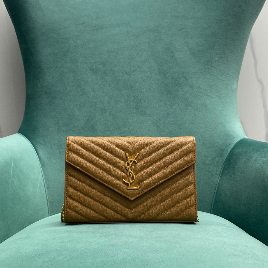 생로랑 그랑 드 뿌드르 가죽 소재 CASSANDER 클래식 체인 지갑 377828 22.5414cm 라이트 브라운1.jpg