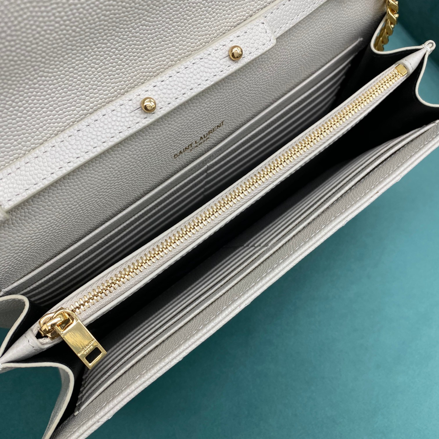 생로랑 그랑 드 뿌드르 가죽 소재 CASSANDER 클래식 체인 지갑 377828 22.5414cm 화이트3.jpg