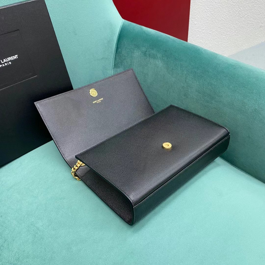 생로랑 그랑 드 뿌드르 엠보스 레더 골드 모노그램 케이트 미디움백 골드 체인 스트랩 블랙 364021 24514.5cm06.jpg