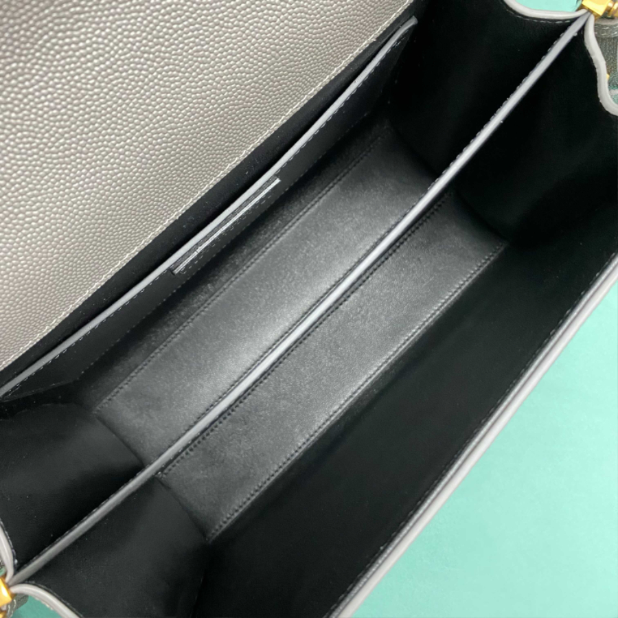 생로랑 그랑 드 뿌드르 엠보스드 가죽 소재의 CASSANDRA 미디엄 탑 핸들 백 그레이 623931 241019.5cm3.jpg