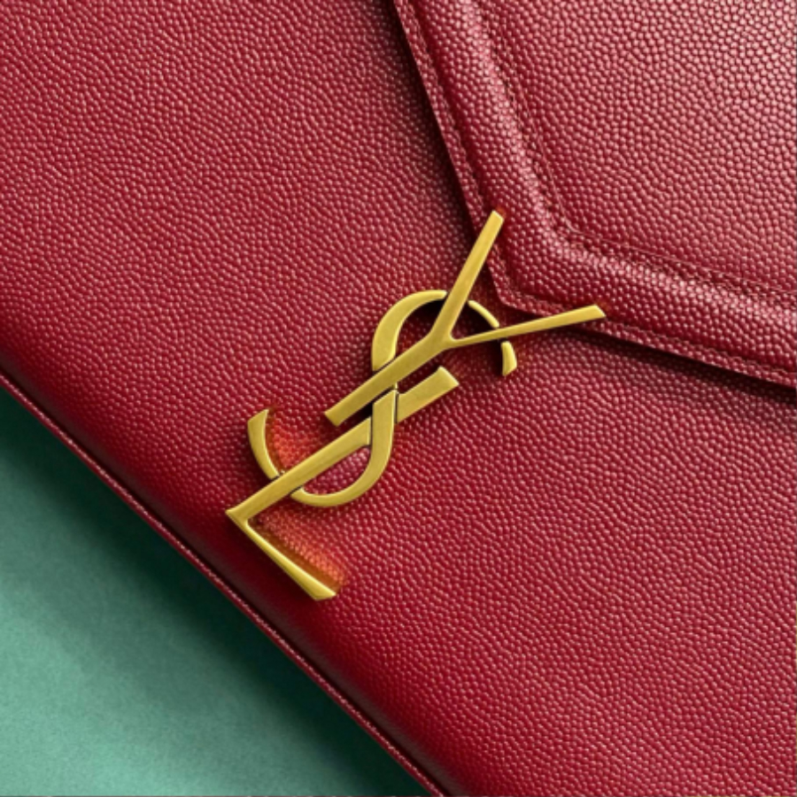 생로랑 그랑 드 뿌드르 엠보스드 가죽 소재의 CASSANDRA 미디엄 탑 핸들 백 레드 623931 241019.5cm6.jpg