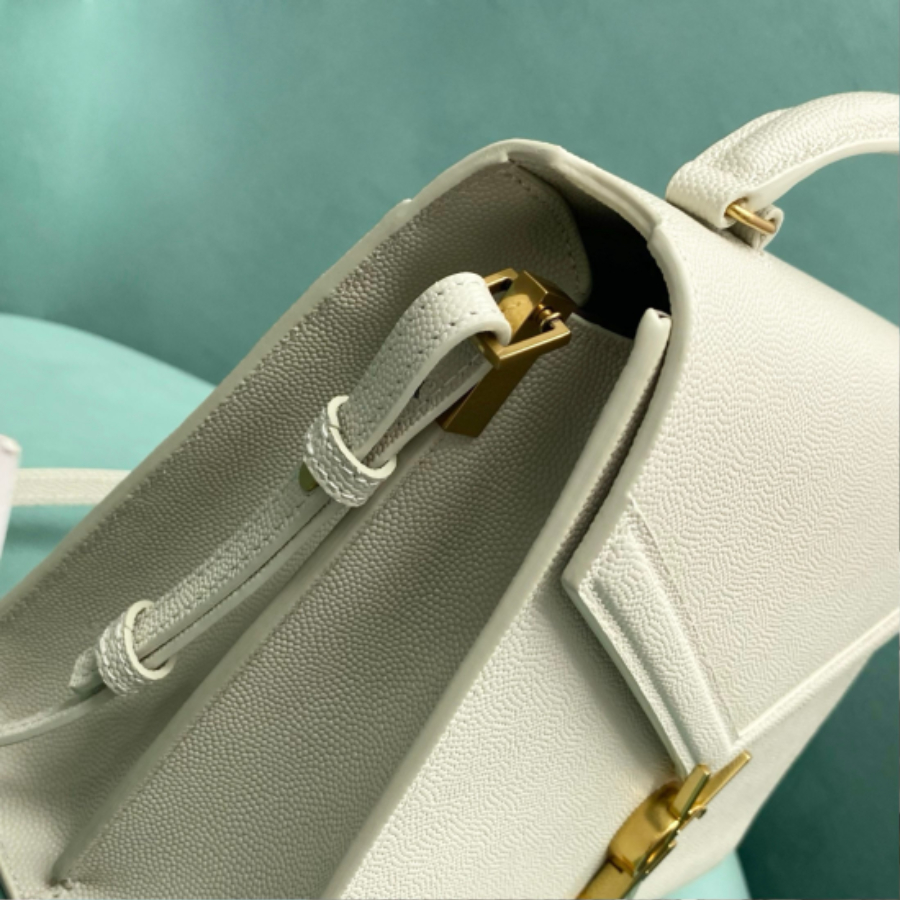 생로랑 그랑 드 뿌드르 엠보스드 가죽 소재의 CASSANDRA 미디엄 탑 핸들 백 화이트 623931 241019.5cm7.jpg