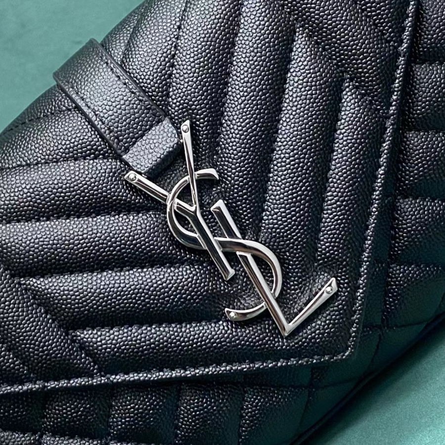 생로랑 그랑 드 뿌드르 퀼팅 가죽 ENVELOPE 스몰 600195 21613cm 블랙 은장06.jpg