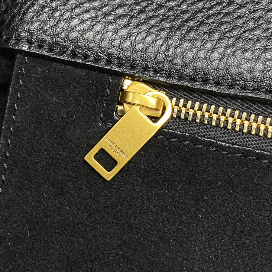 생로랑 그레인 가죽 소재의 LE 5 A 7 BEA 763435 502818cm 블랙7.jpg