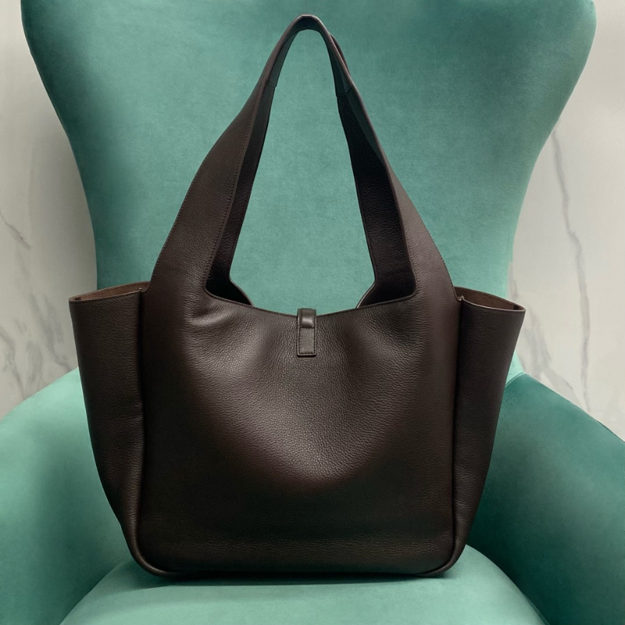 생로랑 그레인 가죽 소재의 LE 5 A 7 BEA 763435 502818cm 초콜릿2.jpg