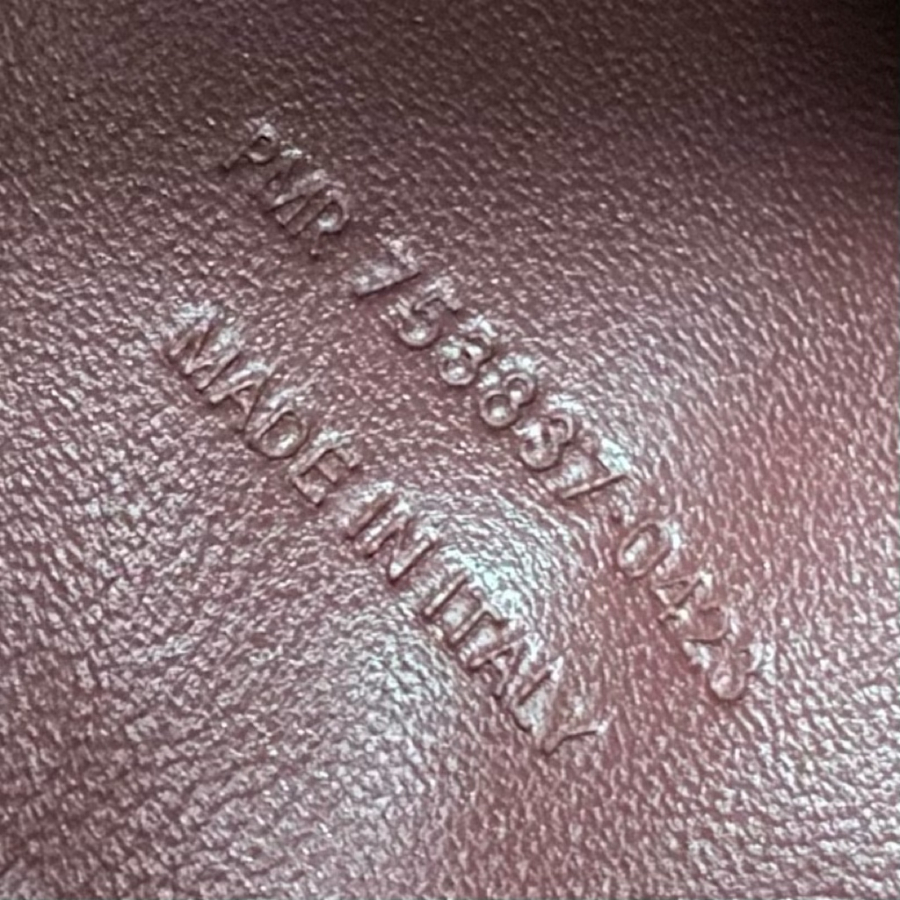 생로랑 그레인 가죽 소재의 LE 5 A 7 소프트 라지백 753837 301331cm 와인8.jpg